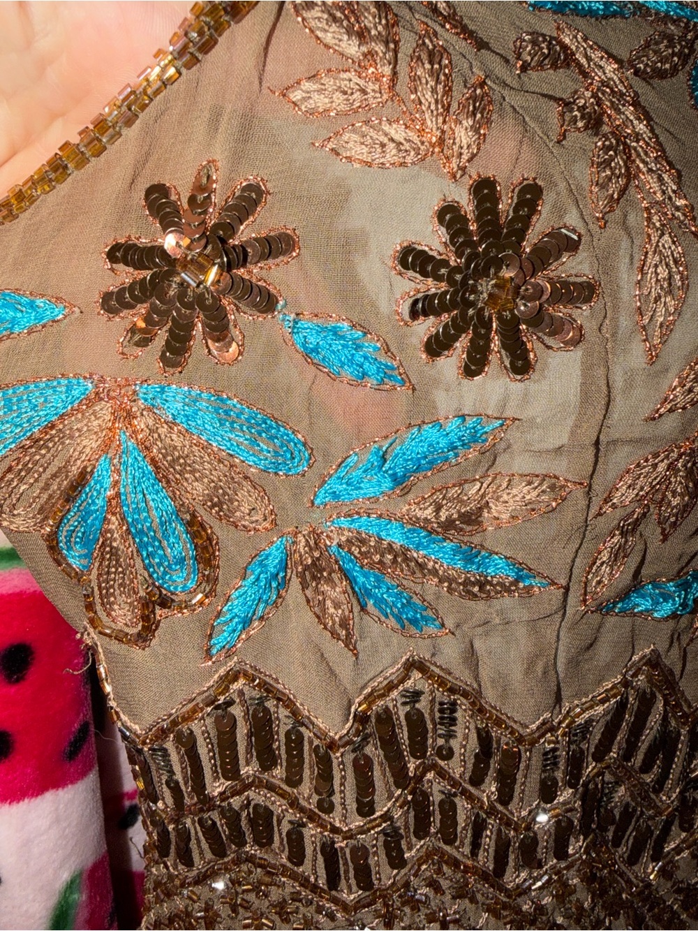 🤎🩵 Vintage Silk Beaded Embroidered Tank Top - Picture 5 of 9